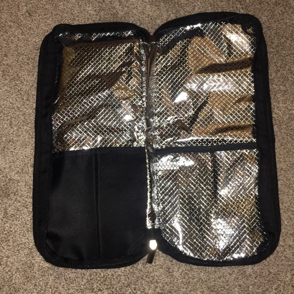 Brush bag